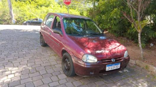 CHEVROLET - CORSA - 1996/1996 - Vermelha - R$ 9.900,00