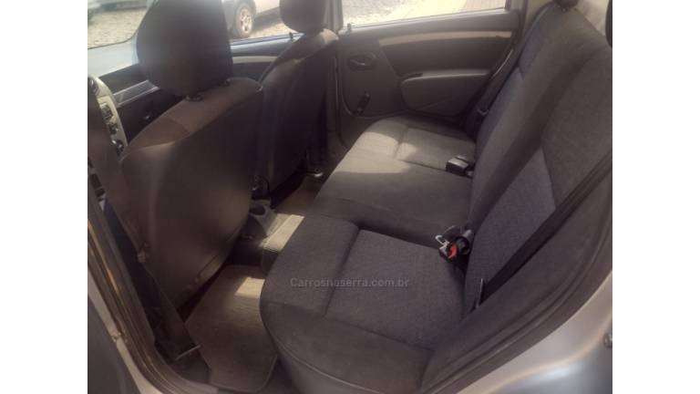 RENAULT - LOGAN - 2008/2009 - Prata - R$ 23.000,00