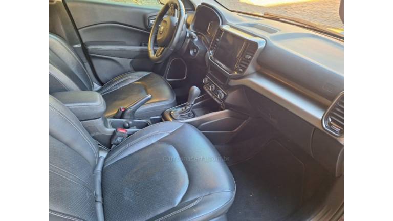 FIAT - TORO - 2022/2022 - Cinza - R$ 131.900,00