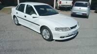 CHEVROLET - VECTRA - 2000/2000 - Branca - R$ 18.500,00