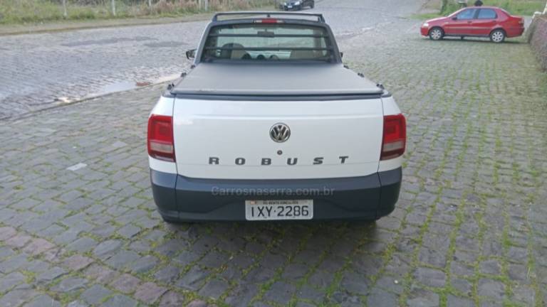 VOLKSWAGEN - SAVEIRO - 2018/2018 - Branca - R$ 51.500,00