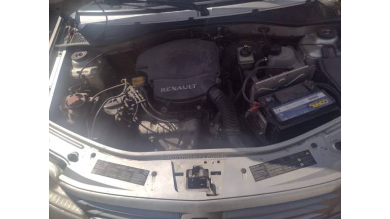 RENAULT - LOGAN - 2008/2009 - Prata - R$ 23.000,00