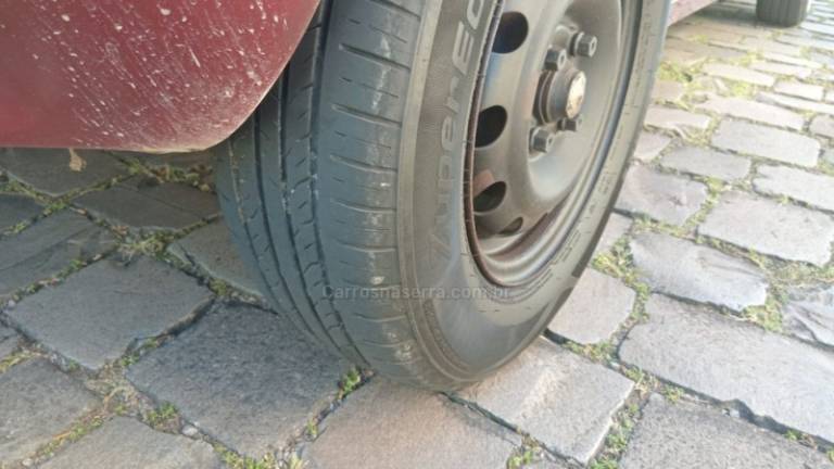 CHEVROLET - CORSA - 1996/1996 - Vermelha - R$ 9.900,00