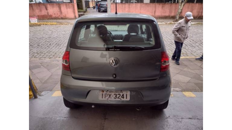 VOLKSWAGEN - FOX - 2010/2010 - Cinza - R$ 33.900,00