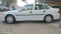 CHEVROLET - VECTRA - 2000/2000 - Branca - R$ 24.500,00