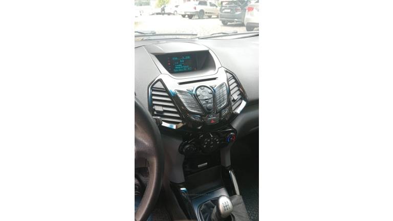 FORD - ECOSPORT - 2016/2016 - Branca - R$ 66.000,00