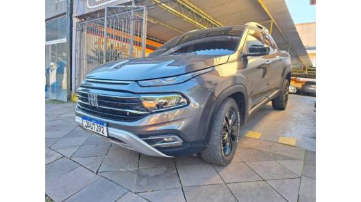 FIAT - TORO - 2022/2022 - Cinza - R$ 131.900,00