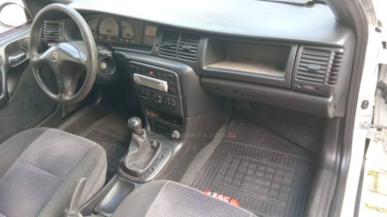 CHEVROLET - VECTRA - 2000/2000 - Branca - R$ 24.500,00