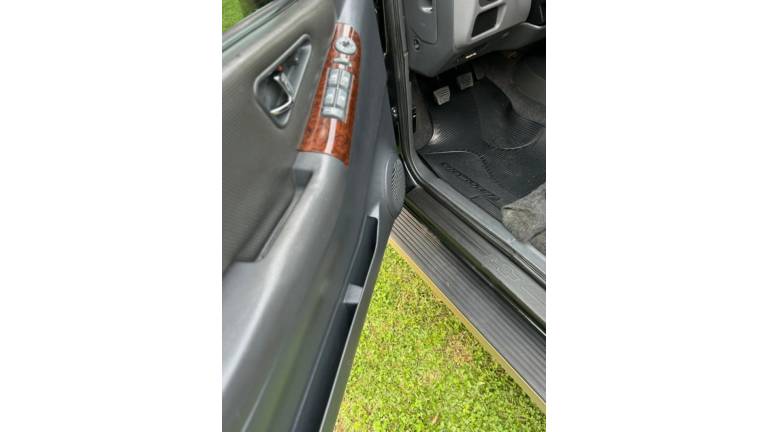 CHEVROLET - S10 - 2010/2011 - Preta - R$ 69.900,00