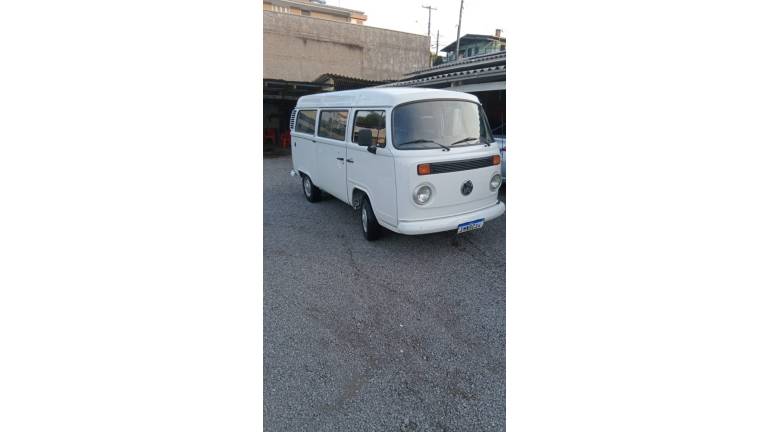 VOLKSWAGEN - KOMBI - 2005/2005 - Branca - R$ 35.000,00