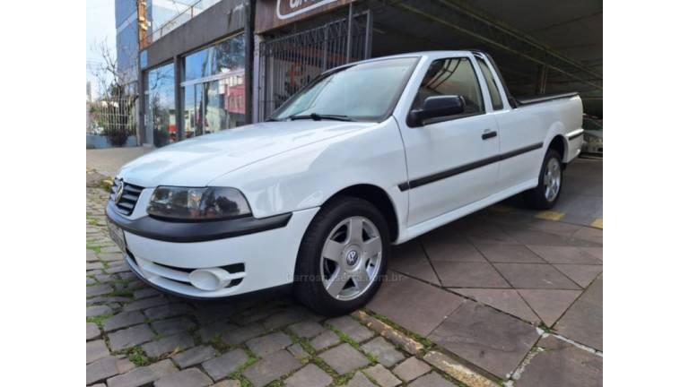 VOLKSWAGEN - SAVEIRO - 2001/2001 - Branca - R$ 28.900,00