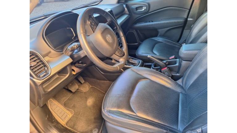 FIAT - TORO - 2022/2022 - Cinza - R$ 131.900,00