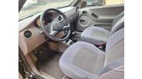 CHEVROLET - CELTA - 2001/2001 - Preta - R$ 13.900,00