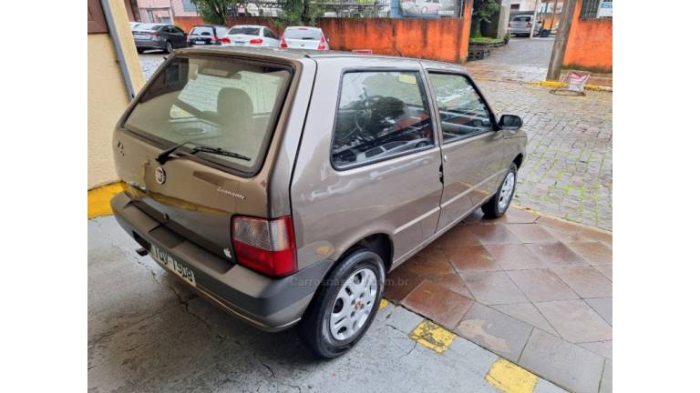 FIAT - UNO - 2011/2011 - Dourada - R$ 22.000,00