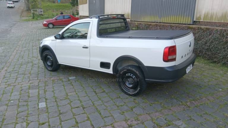 VOLKSWAGEN - SAVEIRO - 2018/2018 - Branca - R$ 51.500,00