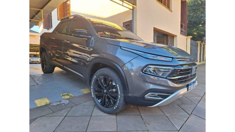 FIAT - TORO - 2022/2022 - Cinza - R$ 131.900,00