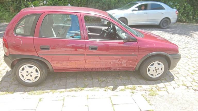 CHEVROLET - CORSA - 1996/1996 - Vermelha - R$ 12.900,00