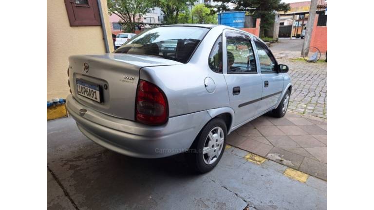 CHEVROLET - CORSA - 2008/2008 - Prata - R$ 22.900,00