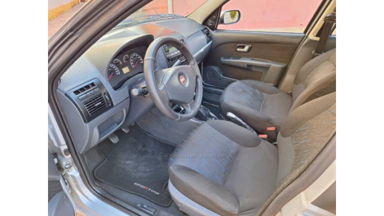FIAT - PALIO - 2007/2007 - Prata - R$ 26.900,00